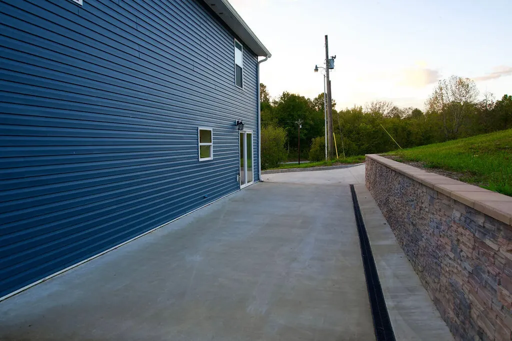 1600 Puncheon Creek Road Lawrenceburg KY 40342