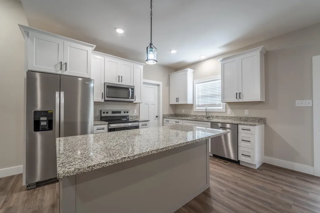 156 Central Park Avenue Berea KY 40403