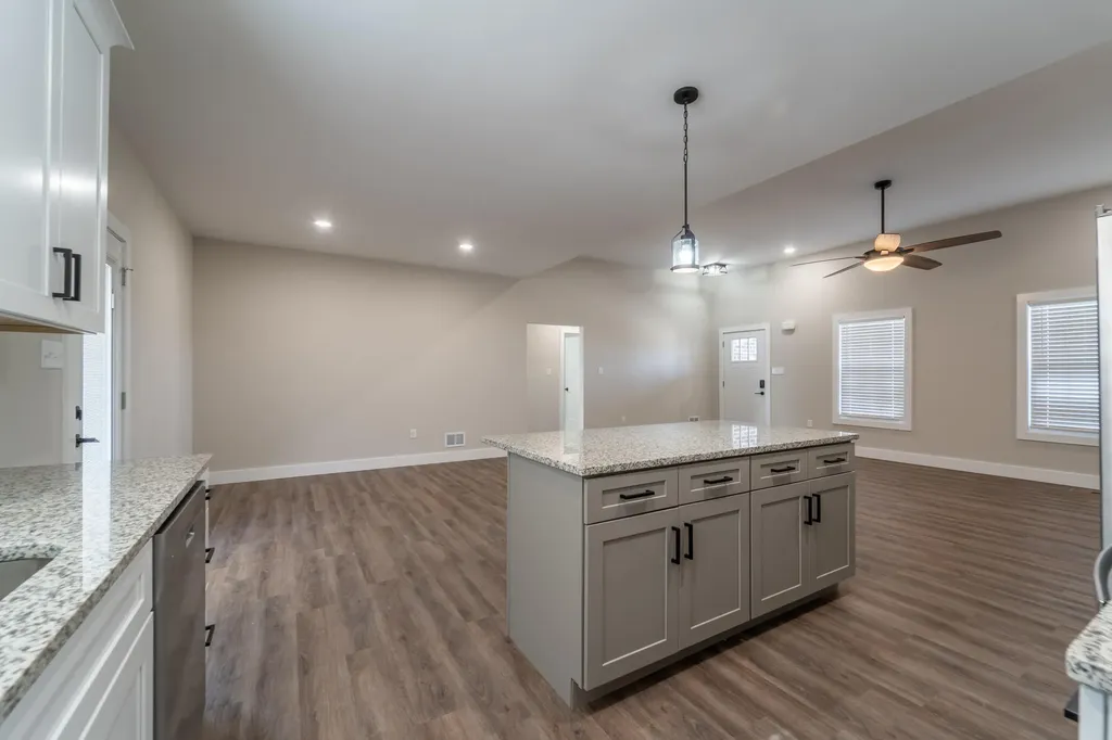 156 Central Park Avenue Berea KY 40403