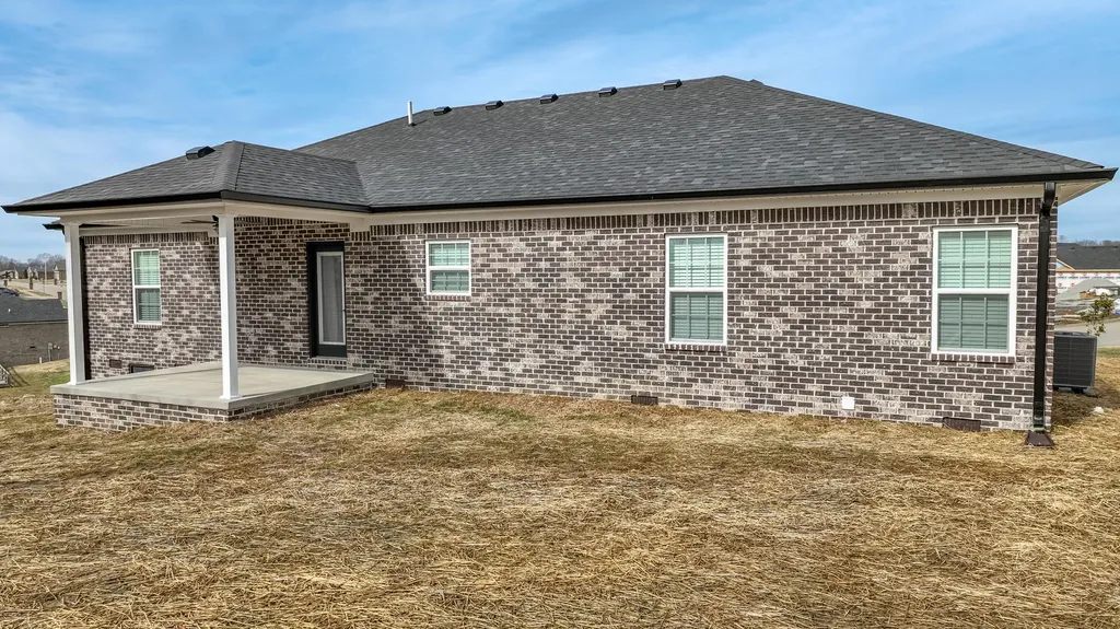 156 Central Park Avenue Berea KY 40403