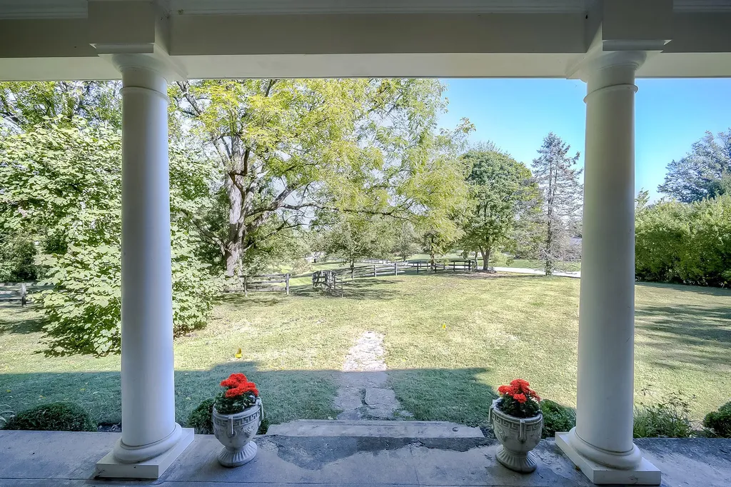 315 Heritage Road Versailles KY 40383