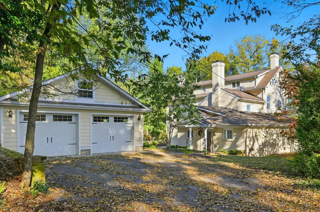 315 Heritage Road Versailles KY 40383