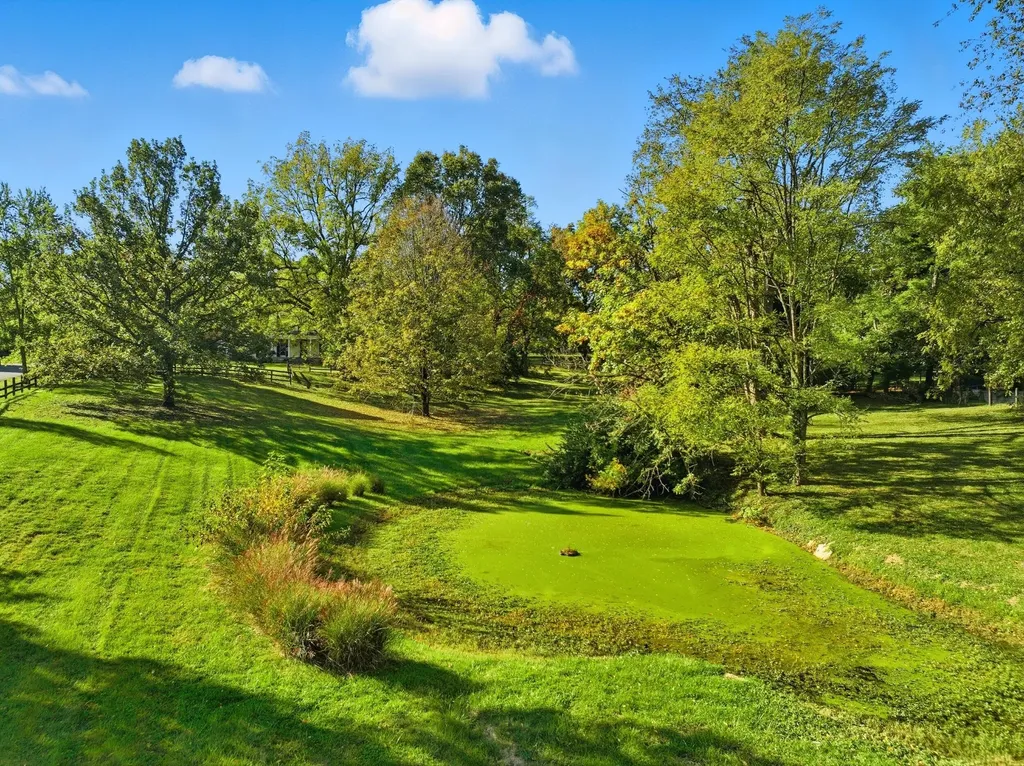 315 Heritage Road Versailles KY 40383