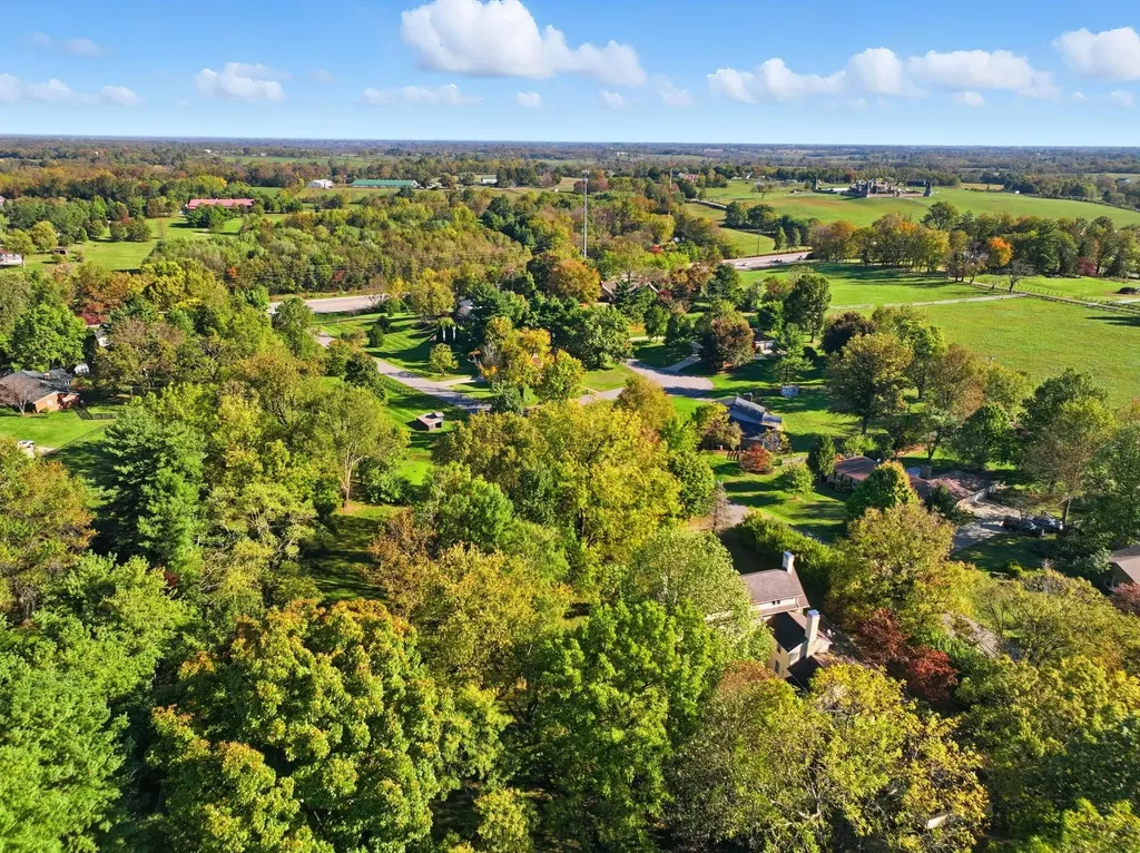 315 Heritage Road Versailles KY 40383