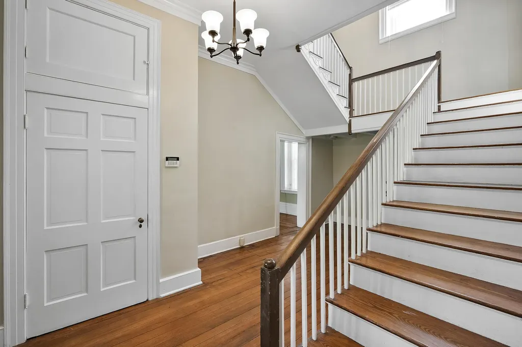 315 Heritage Road Versailles KY 40383