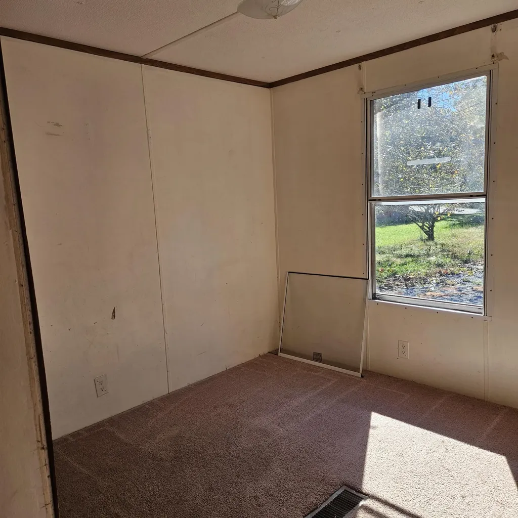 270 Hensley Road East Bernstadt KY 40729
