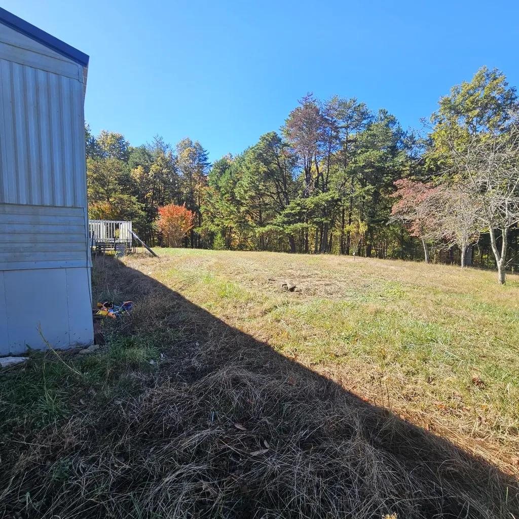 270 Hensley Road East Bernstadt KY 40729