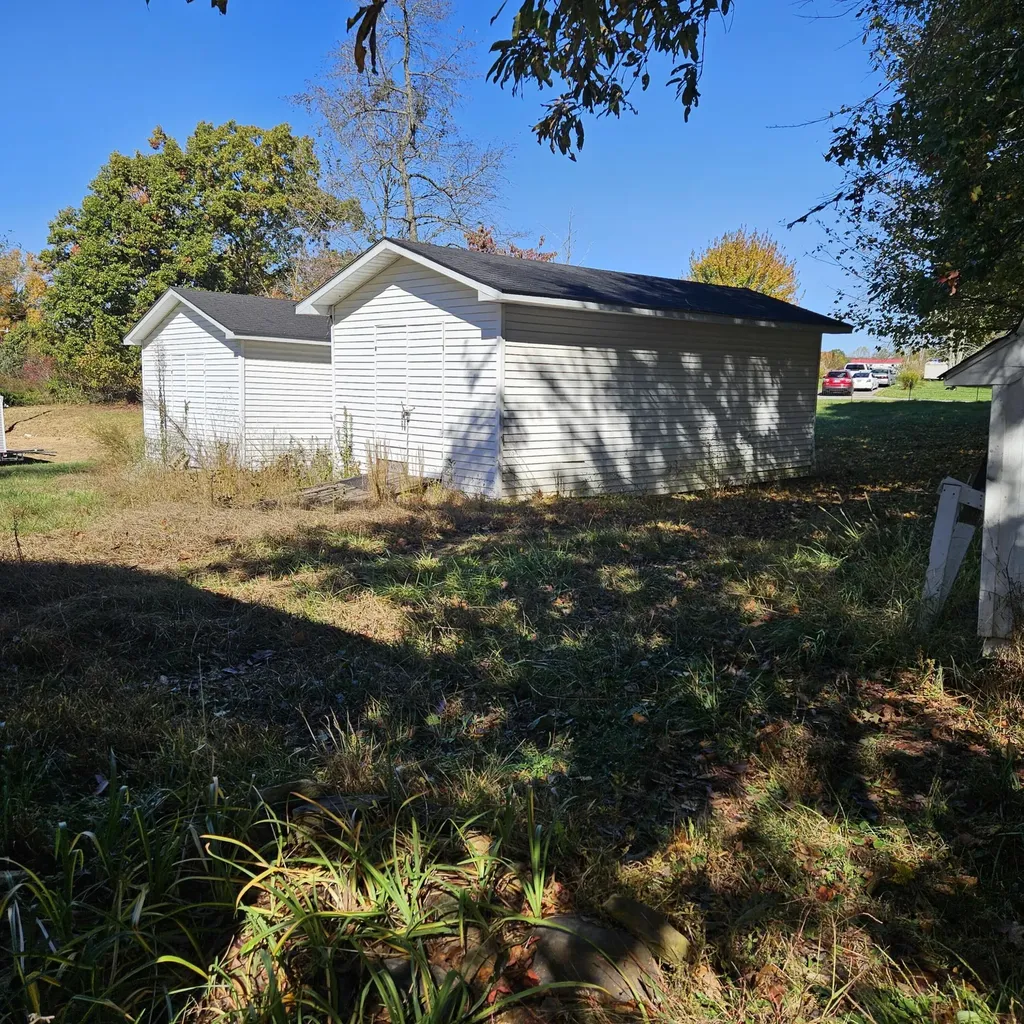 270 Hensley Road East Bernstadt KY 40729