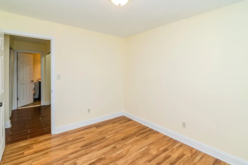 3829 Niagara Drive Lexington KY 40517