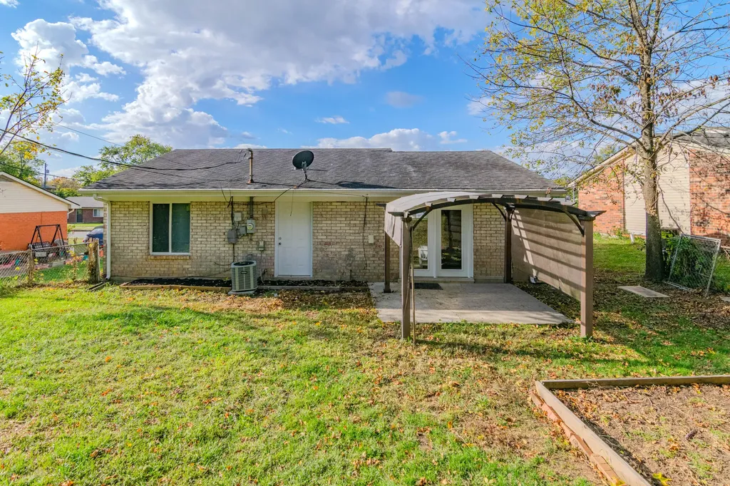 3829 Niagara Drive Lexington KY 40517