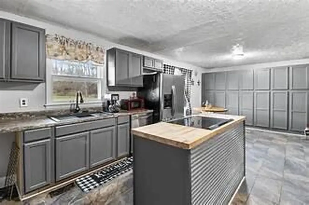 75 Philpot Road London KY 40741