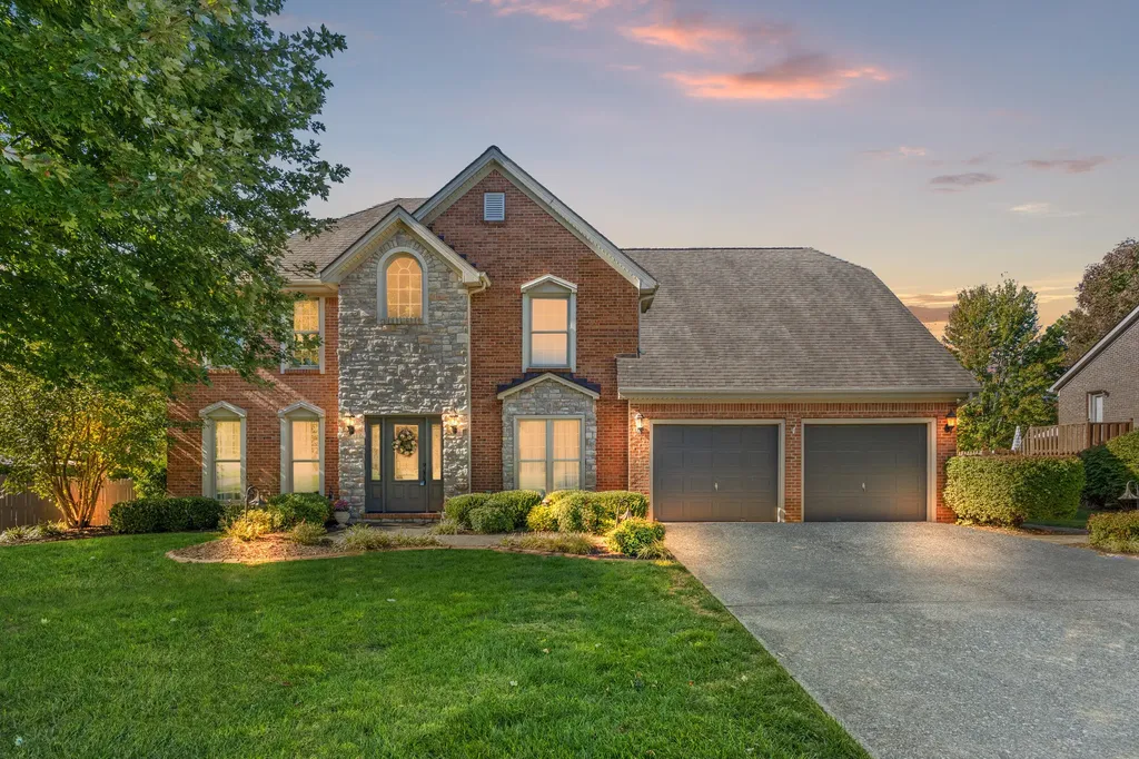 6025 Secretariat Circle Versailles KY 40383