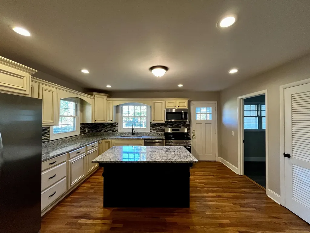 418 E Engineer Street Corbin KY 40701