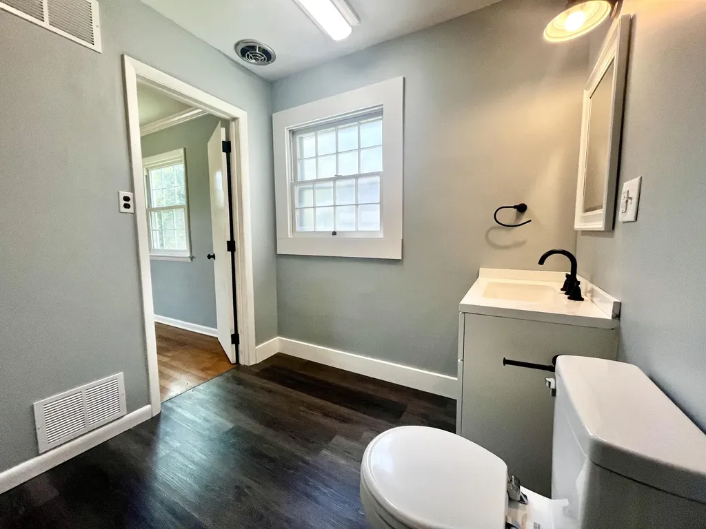 418 E Engineer Street Corbin KY 40701