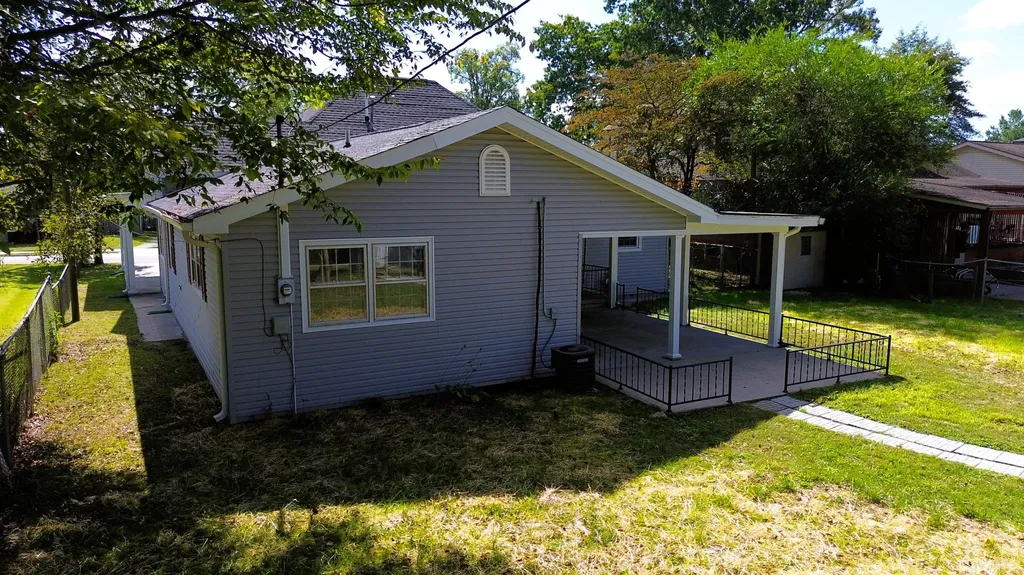 418 E Engineer Street Corbin KY 40701