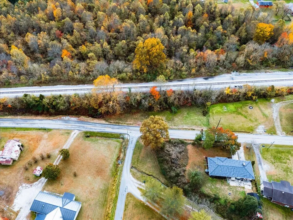 341 Key 930 Artemus KY 40903