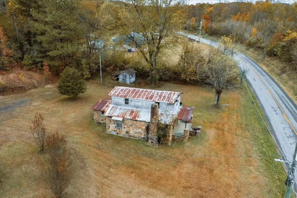 341 Key 930 Artemus KY 40903
