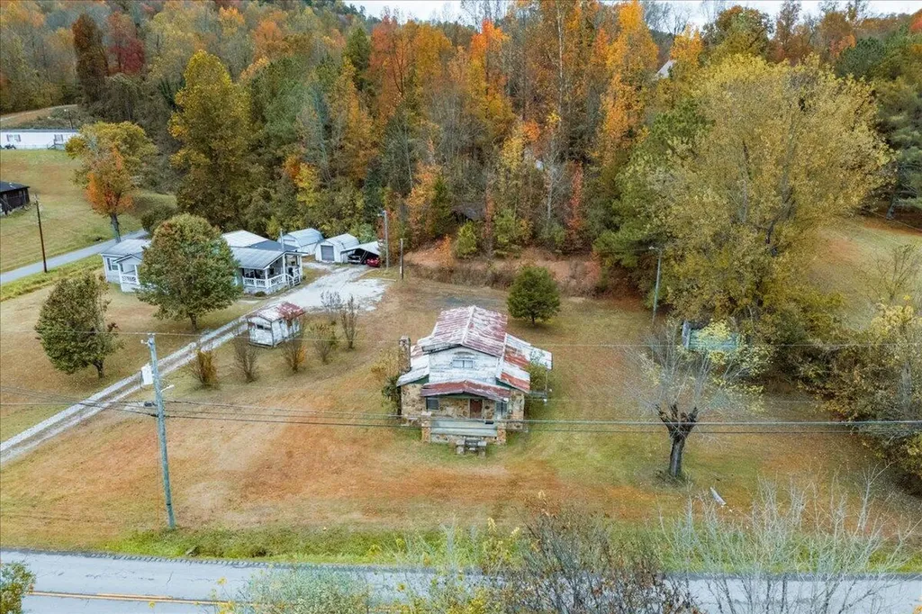 341 Key 930 Artemus KY 40903