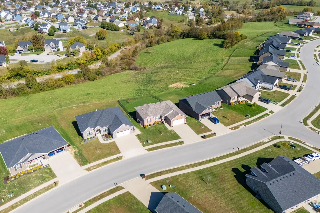233 Windward Way Richmond KY 40475