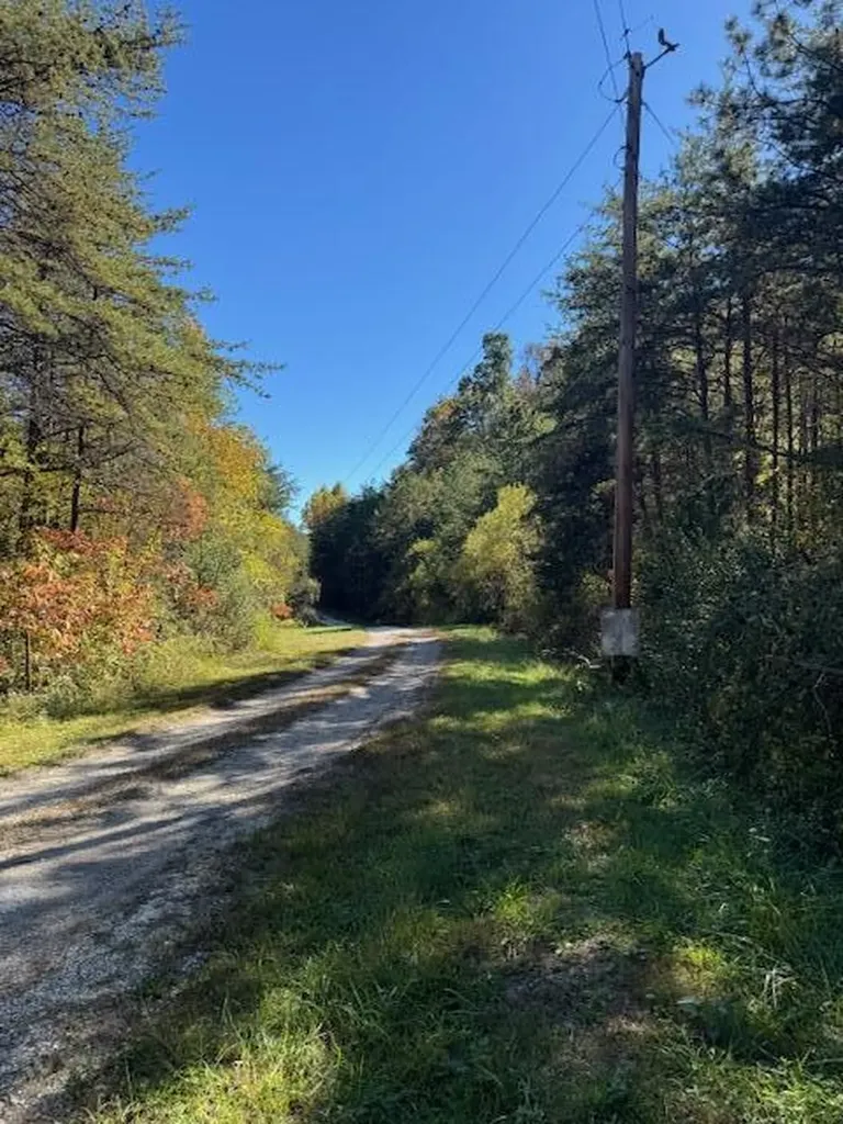 468 Botner Road Booneville KY 41314
