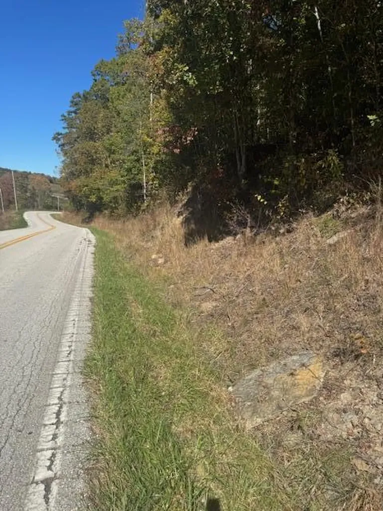 468 Botner Road Booneville KY 41314