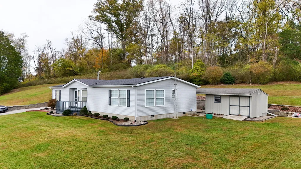 765 Stanford Street Crab Orchard KY 40419