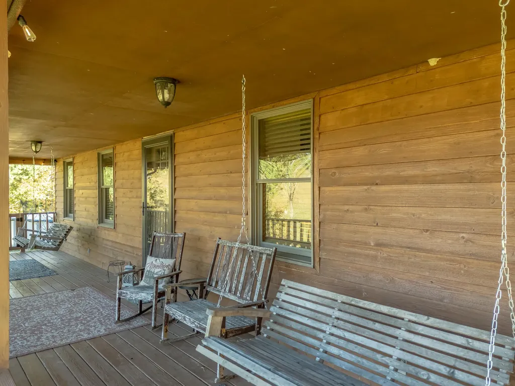 811 Glen Lawson Road Ezel KY 41425