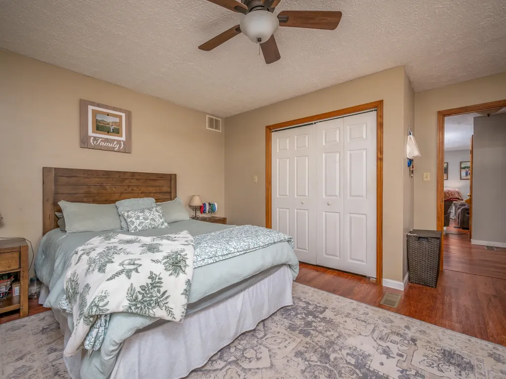 811 Glen Lawson Road Ezel KY 41425