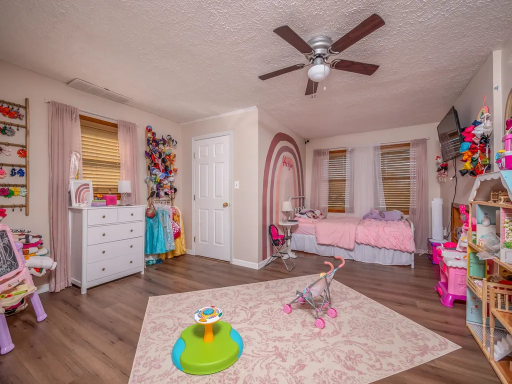 811 Glen Lawson Road Ezel KY 41425