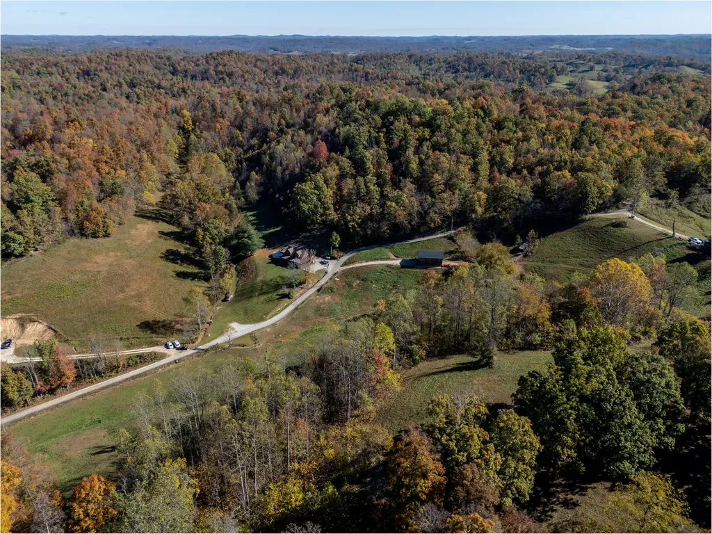 811 Glen Lawson Road Ezel KY 41425