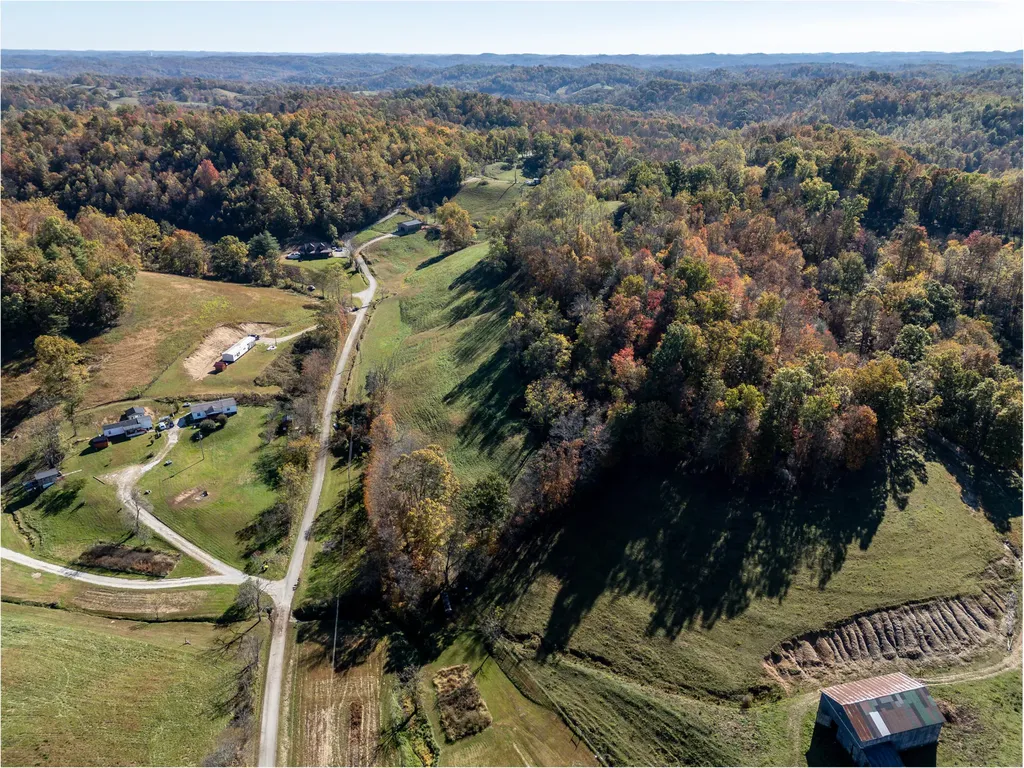811 Glen Lawson Road Ezel KY 41425