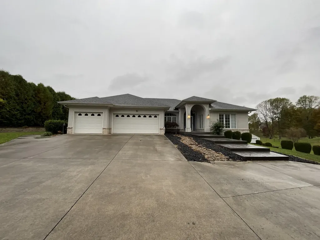 415 Splendor View Drive Somerset KY 42503