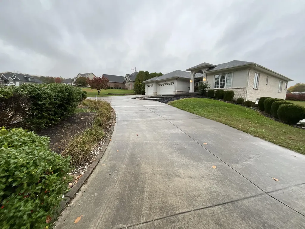 415 Splendor View Drive Somerset KY 42503