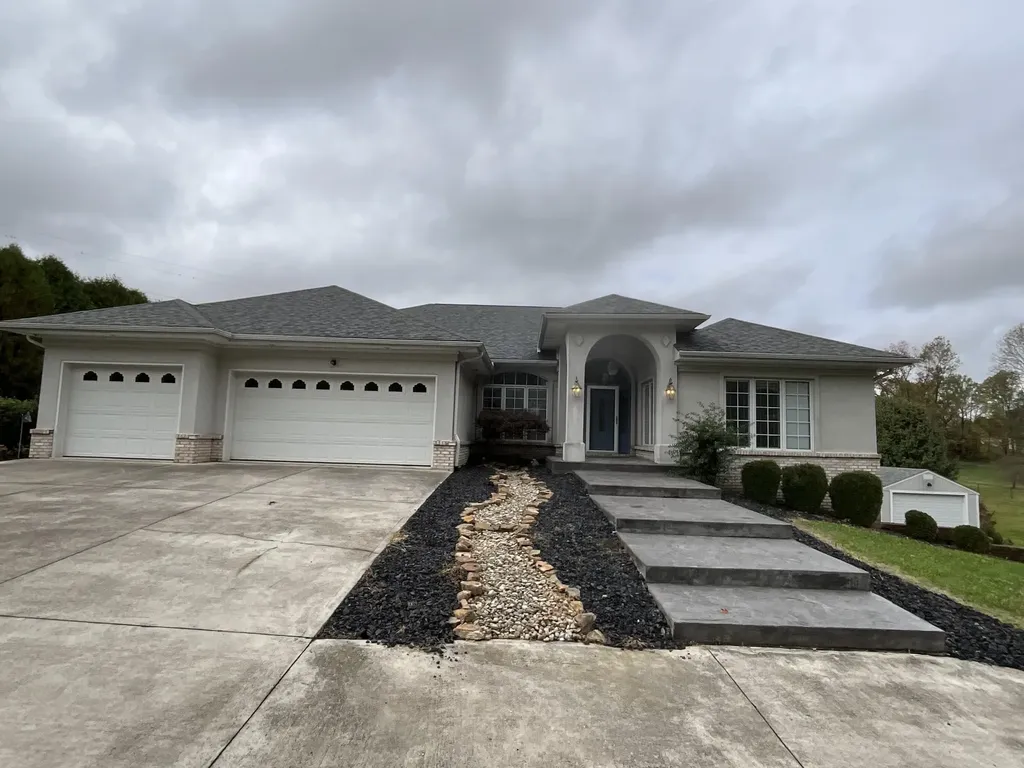 415 Splendor View Drive Somerset KY 42503