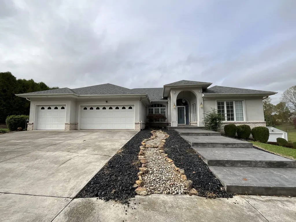 415 Splendor View Drive Somerset KY 42503