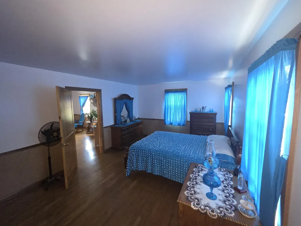 5525 Garland Hollow Road Means KY 40346