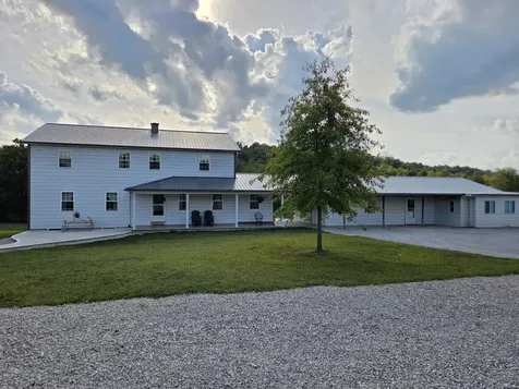5525 Garland Hollow Road Means KY 40346