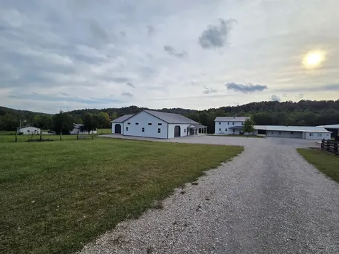 5525 Garland Hollow Road Means KY 40346