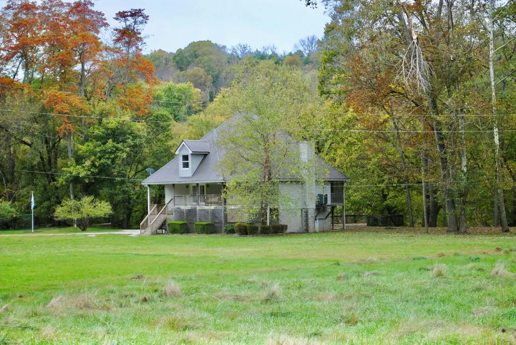 1900 Shore Acres Road Frankfort KY 40601