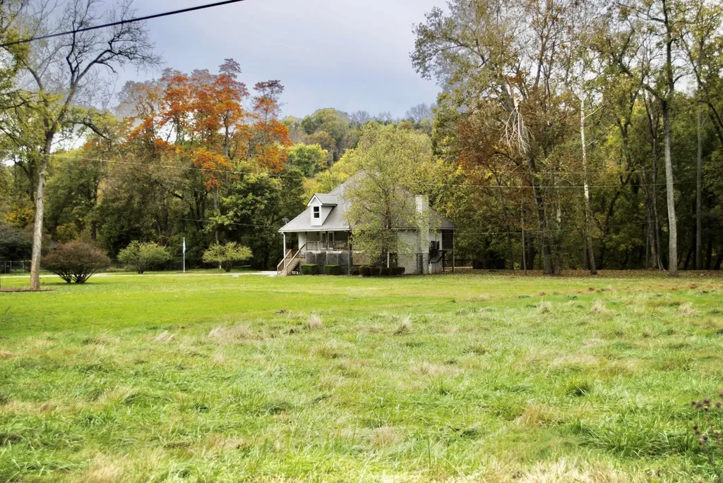 1900 Shore Acres Road Frankfort KY 40601