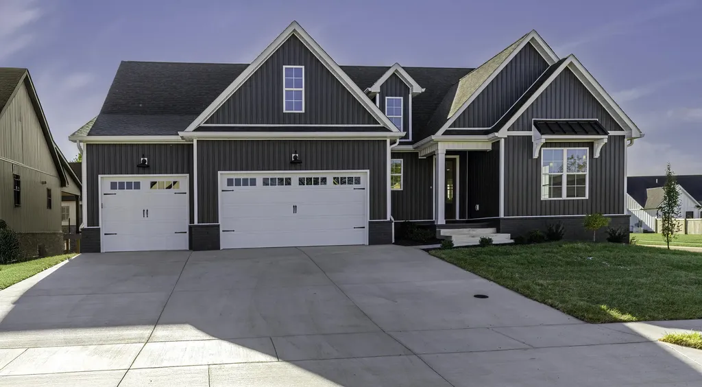 712 Azalea Lane Versailles KY 40383