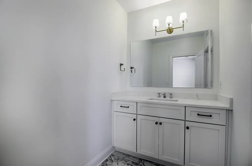 712 Azalea Lane Versailles KY 40383