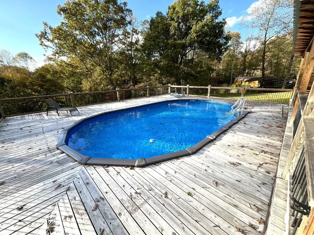 1100 Coldiron Heights Harlan KY 40831