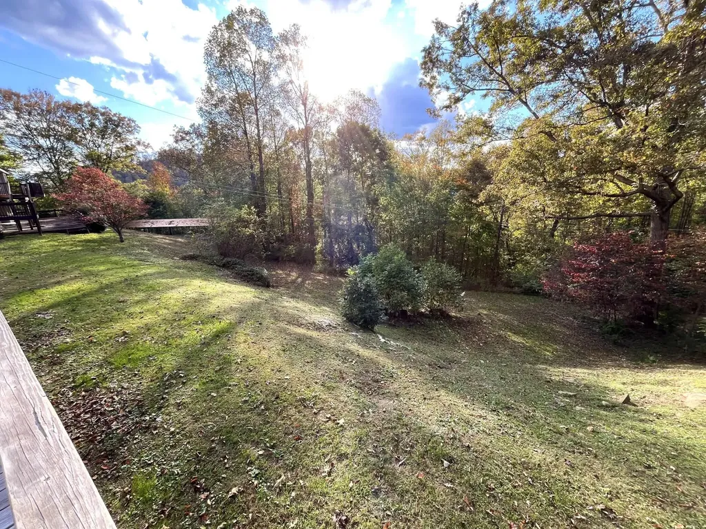 1100 Coldiron Heights Harlan KY 40831