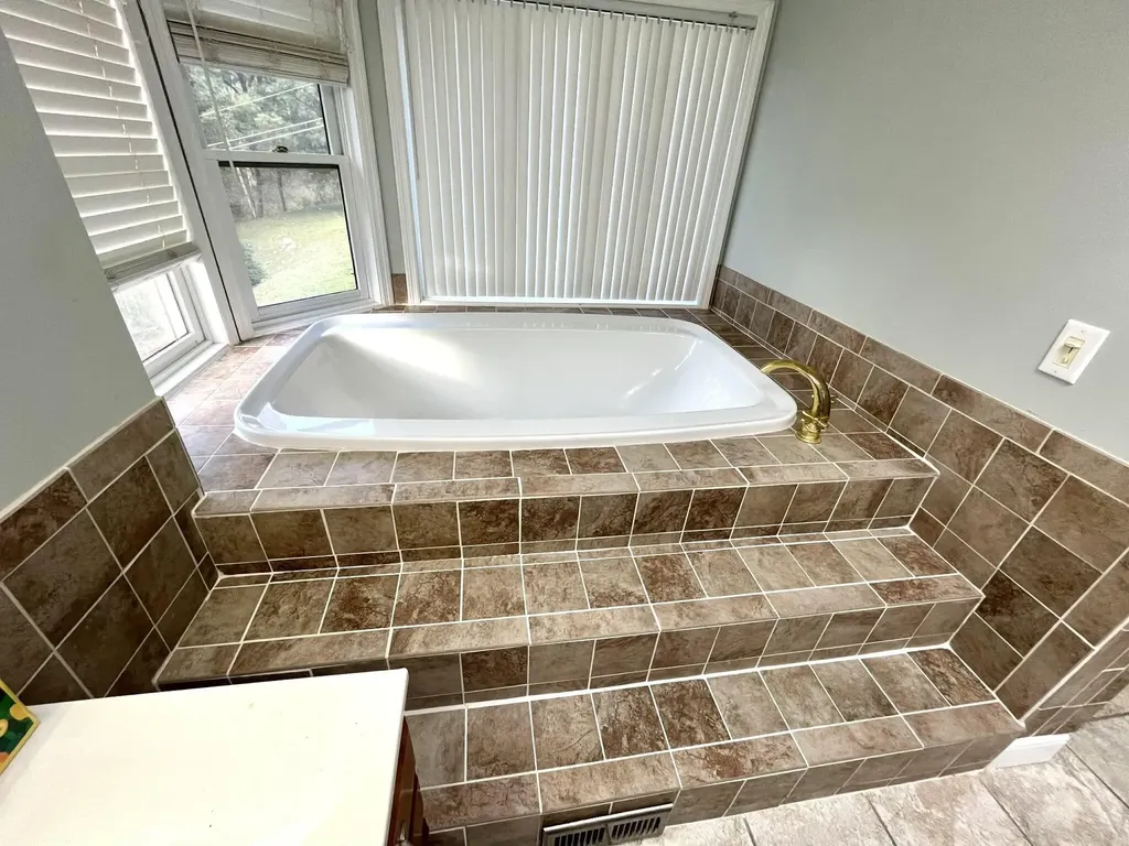 1100 Coldiron Heights Harlan KY 40831