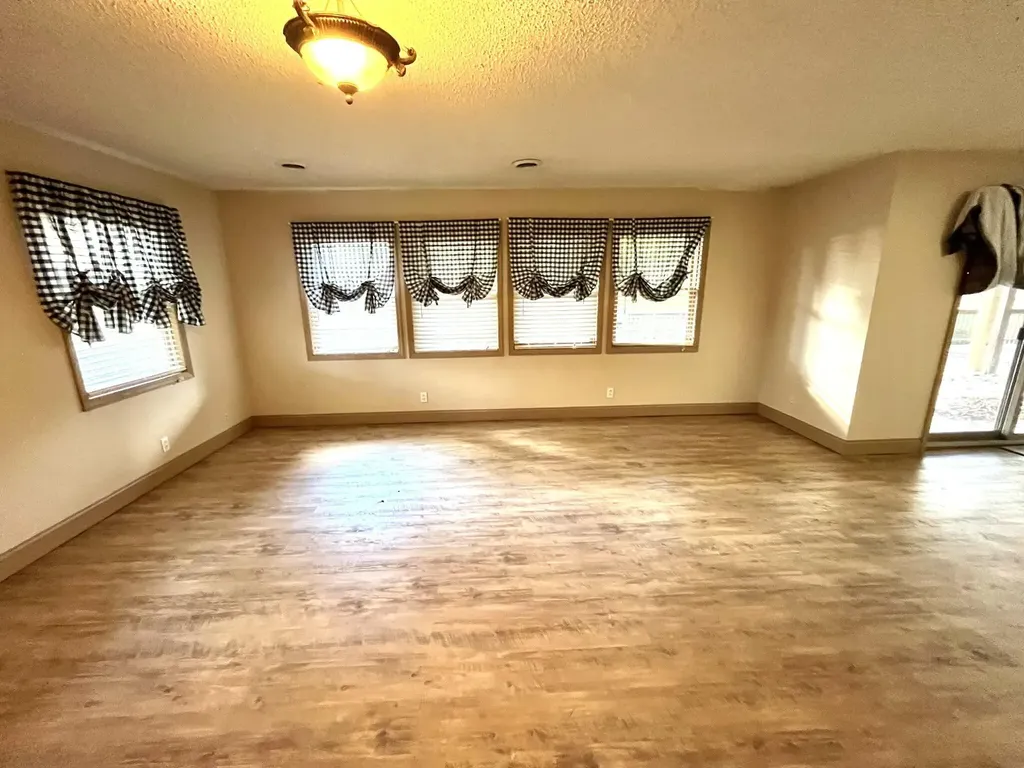 1100 Coldiron Heights Harlan KY 40831