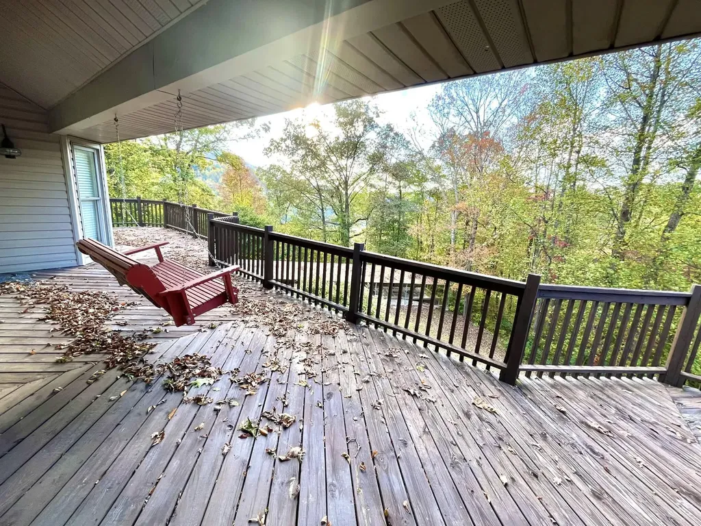 1100 Coldiron Heights Harlan KY 40831