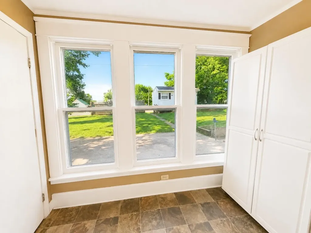 127 Mills Avenue Flemingsburg KY 41041