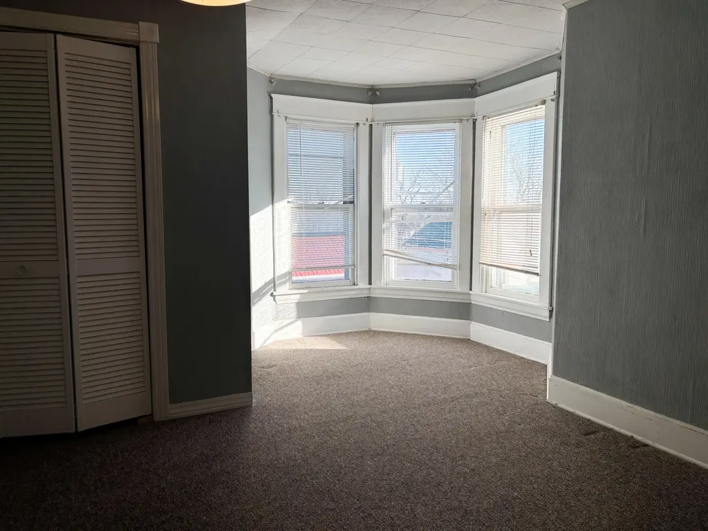127 Mills Avenue Flemingsburg KY 41041