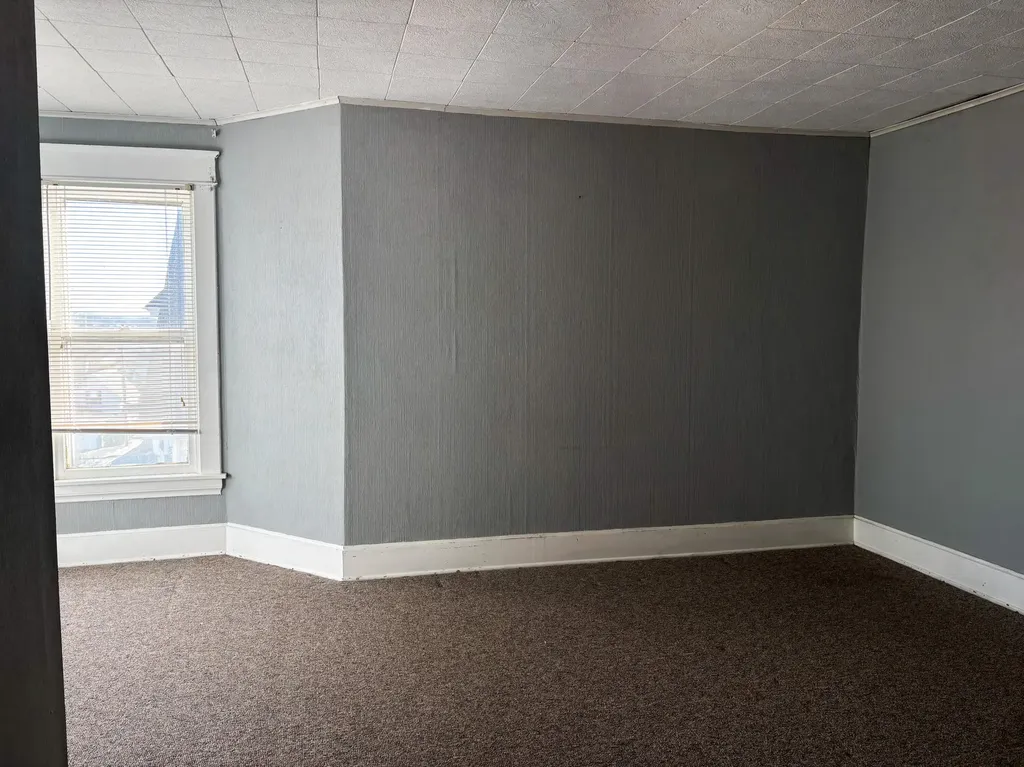 127 Mills Avenue Flemingsburg KY 41041